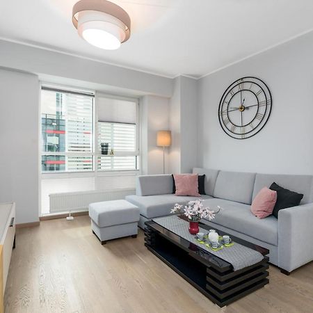 Apartments Poznan Towarowa By Noclegi Renters Dış mekan fotoğraf