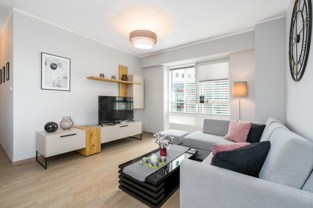 Apartments Poznan Towarowa By Noclegi Renters Dış mekan fotoğraf
