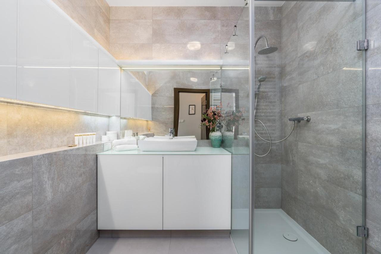Apartments Poznan Towarowa By Noclegi Renters Dış mekan fotoğraf